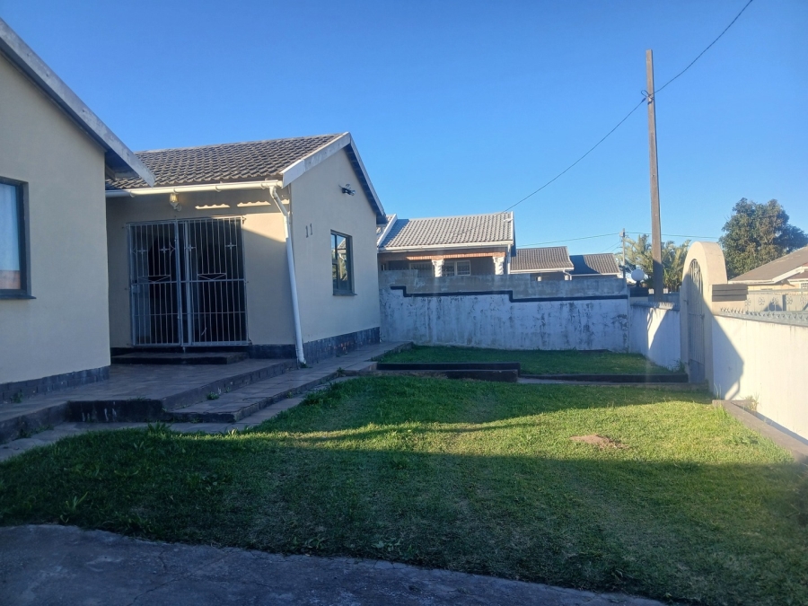 3 Bedroom Property for Sale in Sunnyridge Ext 3 Eastern Cape